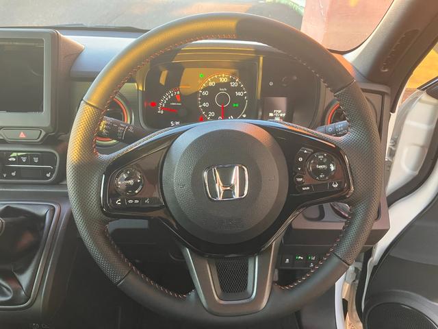 Ｎ－ＯＮＥ ＲＳ　６ＭＴ　ＬＫＡ　サイドカーテンエアバック　クリアランスソナー　シートヒータ　横滑り防止機能　インテリキー　ＡＡＣ　オートクルーズコントロール　アイドリングストップ機能　Ａライト　パワーウィンドウ（11枚目）