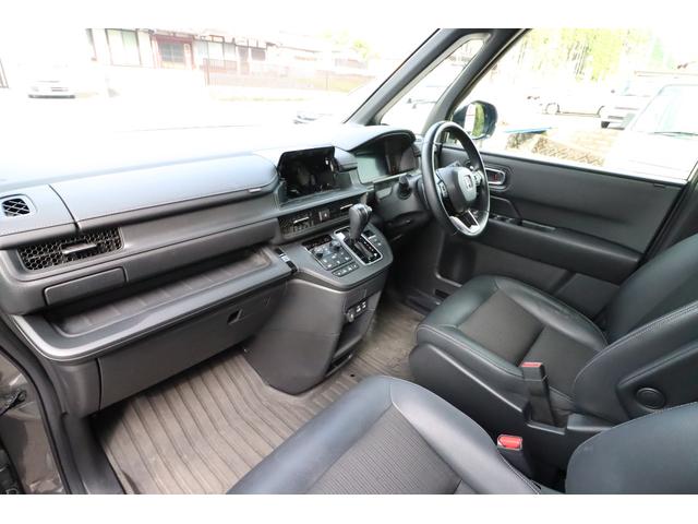 ステップワゴン スパーダ ETC クリアランスソナー オートクルーズコントロール レーンアシスト 衝突被害軽減システム 両側電動スライドドア オートライト LEDヘッドランプ 電動リアゲート スマートキー アイドリングストップ(29枚目)