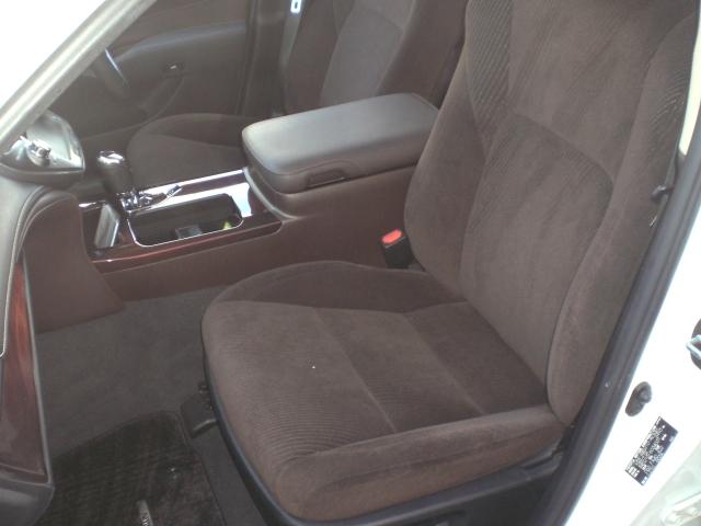 クラウンハイブリッド ロイヤルサルーン　純正ナビ　バックカメラ　Ｂｌｕｅｔｏｏｔｈオーディオ　レーダークルーズ（15枚目）