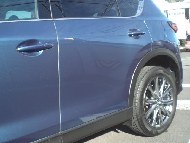 ＣＸ－５ ＸＤ　エクスクルーシブモード　レザーシート　パワーバックドア（9枚目）