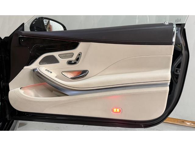 Sクラス S63 AMG 4マチック クーペ エメラルドグリーン 22インチAW ローダウン パナメリカーナグリル アップルカープレイ デジタルインナーミラー パノラマルーフ(30枚目)