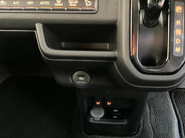 ハスラー タフワイルドターボ　３型　ターボ　　全方位モニター付メモリーナビゲーション　スズキコネクト対応通信機装着　デュアルカメラブレーキサポート（8枚目）