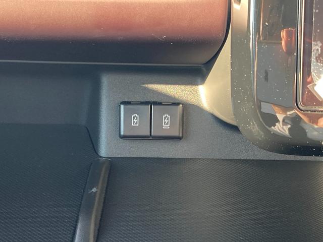 スペーシアカスタム ＨＹＢＲＩＤ　ＸＳターボ　デュアルセンサーブレーキサポートＩＩ　全方位モニター付メモリーナビゲーション　スズキコネクト対応通信機装着（19枚目）