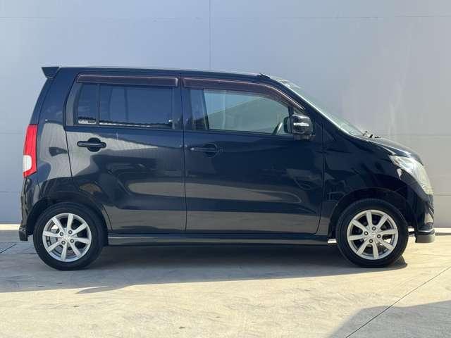 ワゴンＲ ＦＸリミテッド　プッシュスタート／スマートキー　ＨＤＤナビ　純正１４インチアルミ　ベンチシート（8枚目）