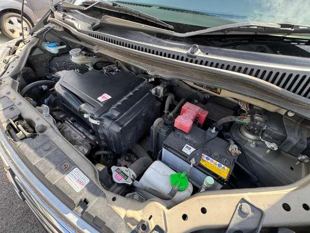 ワゴンＲ ＦＸリミテッド　プッシュスタート／スマートキー　ＨＤＤナビ　純正１４インチアルミ　ベンチシート（9枚目）