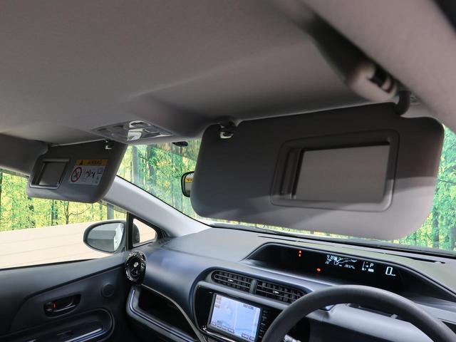 S 禁煙車 純正SDナビ Bluetooth再生 バックカメラ シートヒーター スマートキー ETC ドライブレコーダー 横滑り防止装置 電動格納ミラー バニティミラー シートリフター CD DVD(12枚目)