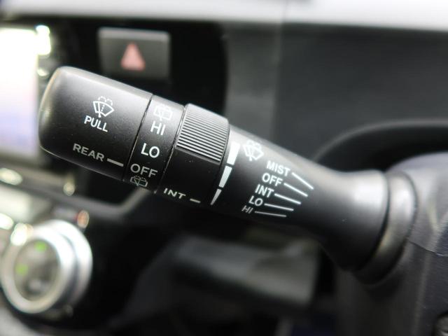 S 禁煙車 純正SDナビ Bluetooth再生 バックカメラ シートヒーター スマートキー ETC ドライブレコーダー 横滑り防止装置 電動格納ミラー バニティミラー シートリフター CD DVD(25枚目)