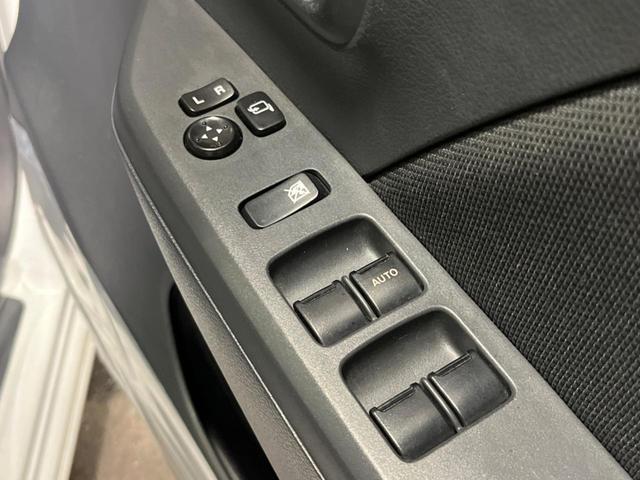 FXリミテッド 禁煙車 SDナビ地デジ スマートキー プッシュスタート アイドリングストップ シートアンダーボックス シートリフター オートエアコン 純正14インチアルミホイール パワーウィンドウ(24枚目)