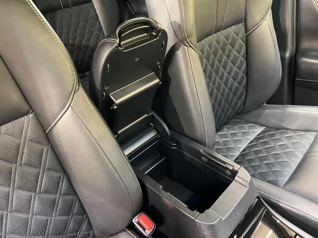 プレミアム 禁煙車 JBLプレミアムサウンド メーカーナビ Bluetooth接続 衝突軽減装置 バックカメラ クルーズコントロール LEDヘッドライト 純正18AW パワーシート ETC アドリングストップ(38枚目)