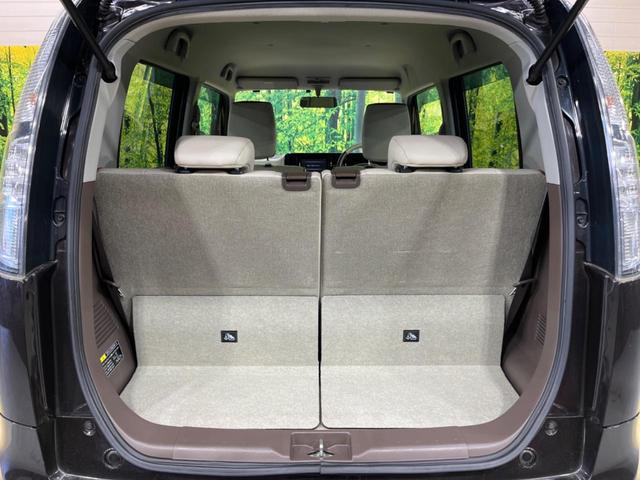ドルチェX 禁煙車 純正SDナビ バックカメラ フルセグTV ホワイトレザーシート アイドリングストップ オートライト HIDヘッドライト フォグランプ スマートキー オートエアコン プライバシーガラス(28枚目)