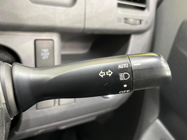 X スマートエディション 禁煙車 純正SDナビ 両側電動スライドドア ETC バックカメラ 3列シート スマートキー デュアルオートエアコン オートライト HIDヘッドライト CD・DVD再生可 ミュージックプレイヤー接続可(25枚目)
