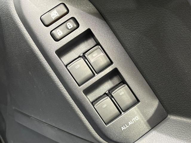 TX 禁煙車 SDナビ bluetooth フルセグTV クルーズコントロール ETC 純正17インチアルミホイール バックカメラ LEDヘッドライト オートライト デュアルエアコン スマートキー(27枚目)