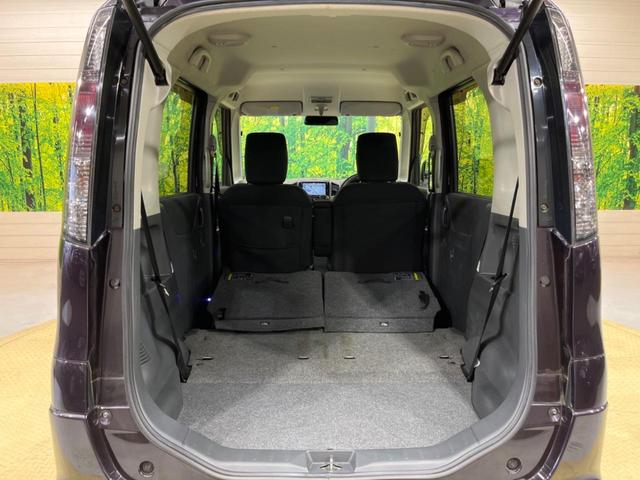 リミテッドII 禁煙車 SDナビ 両側電動スライドドア バックカメラ ワンセグTV 運転席シートヒーター HIDヘッドライト LEDフォグ スマートキー 革巻きステアリング ステアリングスイッチ オートエアコン(11枚目)