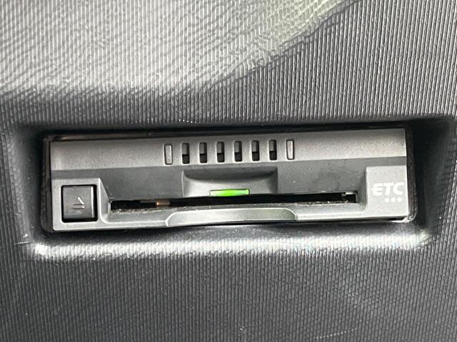アクア Ｓスタイルブラック　純正ナビ　衝突軽減装置　バックカメラ　スマートキー　プッシュスタート　ＥＴＣ　ドラレコ　Ｂｌｕｅｔｏｏｔｈ　ＬＥＤヘッドライト　オートエアコン　シートリフター　電動格納ドアミラー　ＬＥＤフォグライト（28枚目）