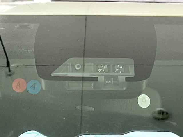 ヴォクシー ＺＳ　煌ＩＩ　純正１０型ナビ　両側電動スライド　衝突軽減装置　クルコン　Ｂｌｕｅｔｏｏｔｈ　ＥＴＣ　フルセグＴＶ　バックカメラ　ＬＥＤヘッドライト　リアオートエアコン　スマートキー　プッシュスタート　オートエアコン（5枚目）