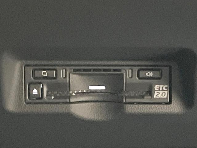 ヴェルファイアハイブリッド Ｚ　プレミア　純正１４型ナビ　後席モニター　全周囲カメラ　サンルーフ　衝突被害軽減システム　レーダークルーズ　禁煙車　電動リアゲート　前席シートエアコン　リアシートエアコン　前後席パワーシート　ドラレコ（43枚目）