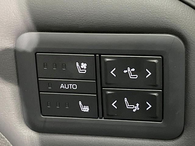 ヴェルファイアハイブリッド Ｚ　プレミア　純正１４型ナビ　ガラスルーフ　全周囲カメラ　衝突被害軽減システム　レーダークルーズ　禁煙車　電動リアゲート　レザーシート　前席シートエアコン　リアシートエアコン（45枚目）