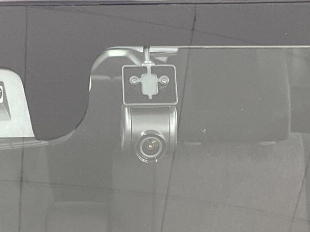 スペーシアカスタム ハイブリッドＧＳ　純正ナビ　電動スライド　衝突軽減装置　ＬＥＤヘッドライト　ドラレコ　ＥＴＣ　Ｂｌｕｅｔｏｏｔｈ　オートエアコン　スマートキー　プッシュスタート　シートリフター　シートヒーター　サンシェード（6枚目）