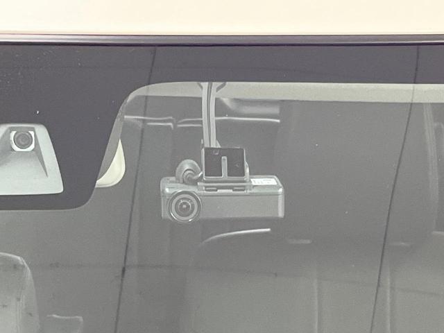 ソリオバンディット ハイブリッドＭＶ　純正９型ナビ　全周囲カメラ　禁煙車　両側電動スライドドア　ドライブレコーダー　スマートキー＆プッシュスタート　衝突被害軽減装置　ＬＥＤヘッドライト　横滑り防止装置　盗難防止システム　電動格納ミラー（7枚目）