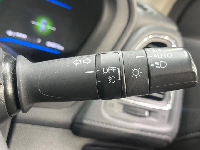ヴェゼル ハイブリッドＺ　純正ナビ　衝突軽減装置　クルーズコントロール　ＬＥＤヘッドライト　ＥＴＣ　バックカメラ　Ｂｌｕｅｔｏｏｔｈ　オートエアコン　スマートキー　プッシュスタート　シートリフター　電動格納ドアミラー（27枚目）