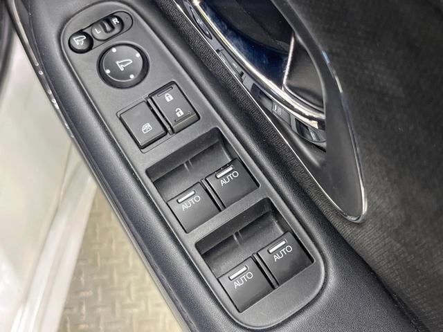 ヴェゼル ハイブリッドＺ　純正ナビ　衝突軽減装置　クルーズコントロール　ＬＥＤヘッドライト　ＥＴＣ　バックカメラ　Ｂｌｕｅｔｏｏｔｈ　オートエアコン　スマートキー　プッシュスタート　シートリフター　電動格納ドアミラー（36枚目）