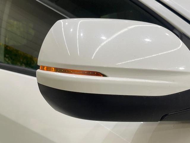 ヴェゼル ハイブリッドＺ　純正ナビ　衝突軽減装置　クルーズコントロール　ＬＥＤヘッドライト　ＥＴＣ　バックカメラ　Ｂｌｕｅｔｏｏｔｈ　オートエアコン　スマートキー　プッシュスタート　シートリフター　電動格納ドアミラー（57枚目）