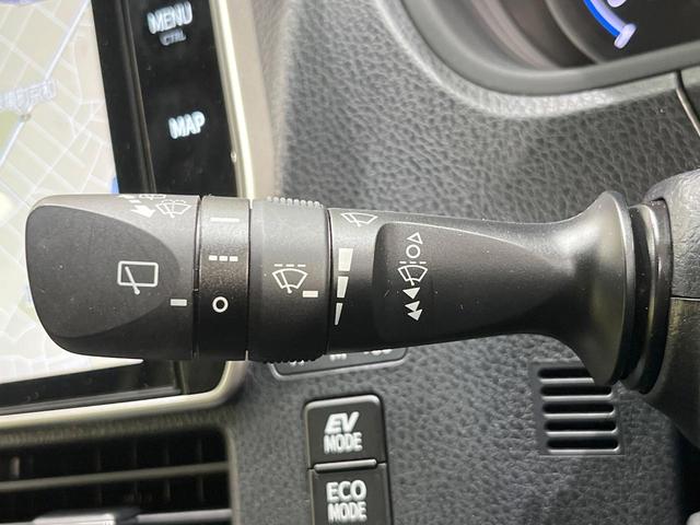 ヴォクシー ハイブリッドＺＳ　煌ＩＩＩ　純正１０型ナビ　バックカメラ　両側電動ドア　衝突被害軽減システム　禁煙車　ハーフレザーシート　ドラレコ　スマートキー　ＬＥＤヘッド　ＥＴＣ２．０　クルコン　オートハイビーム　車線逸脱警報　オートライト（38枚目）