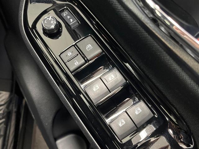 ヴォクシー ＺＳ　煌ＩＩ　純正１０型ナビ　後席モニター　バックカメラ　衝突被害軽減システム　禁煙車　コーナーセンサー　スマートキー　ＬＥＤヘッド　ビルトインＥＴＣ　クルコン　オートハイビーム　オートライト　デュアルエアコン（29枚目）