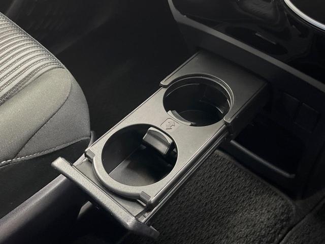 ヴォクシー ＺＳ　煌ＩＩ　純正１０型ナビ　後席モニター　バックカメラ　衝突被害軽減システム　禁煙車　コーナーセンサー　スマートキー　ＬＥＤヘッド　ビルトインＥＴＣ　クルコン　オートハイビーム　オートライト　デュアルエアコン（36枚目）