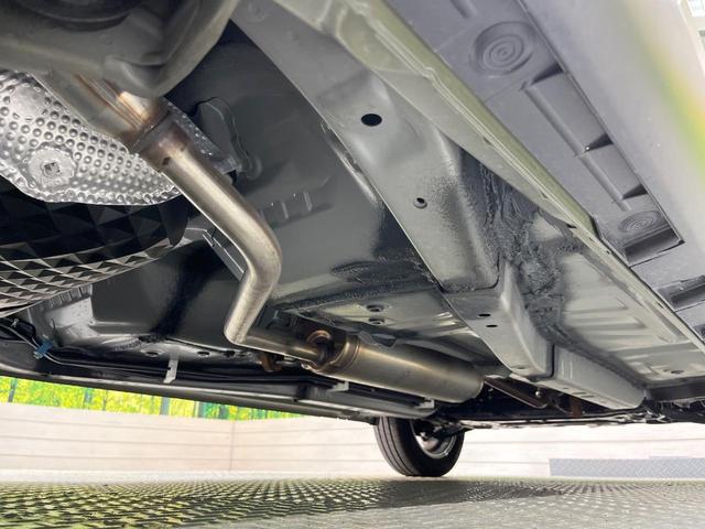 タフト Ｇ　ダーククロムベンチャー　ガラスルーフ　バックカメラ　衝突被害軽減システム　禁煙車　コーナーセンサー　スマートキー　ＬＥＤヘッド　オートハイビーム　車線逸脱警報　オートライト　オートエアコン　純正１５インチアルミ（23枚目）
