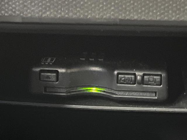 タフト Gターボ クロムベンチャー ターボ 純正10型ナビ 衝突軽減装置 レーダークルーズ LEDヘッドライト Bluetooth ドラレコ ETC シートヒーター 電動パーキングブレーキ スマートキー プッシュスタート 置くだけ充電(6枚目)