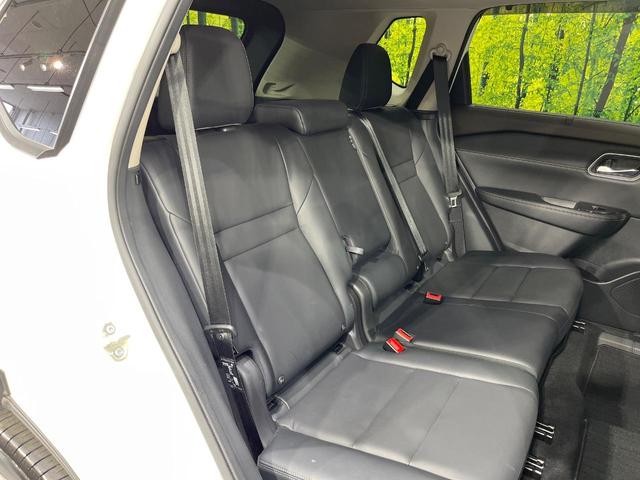 エクストレイル Ｇ　ｅ－４ＯＲＣＥ　純正１２型ナビ　４ＷＤ　全周囲カメラ　レーダークルーズ　禁煙車　電動リアゲート　ハーフレザーシート　パワーシート　ドラレコ　コーナーセンサー　スマートキー　ＬＥＤヘッド　ビルトインＥＴＣ（9枚目）