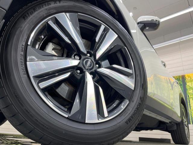 エクストレイル Ｇ　ｅ－４ＯＲＣＥ　純正１２型ナビ　４ＷＤ　全周囲カメラ　レーダークルーズ　禁煙車　電動リアゲート　ハーフレザーシート　パワーシート　ドラレコ　コーナーセンサー　スマートキー　ＬＥＤヘッド　ビルトインＥＴＣ（13枚目）