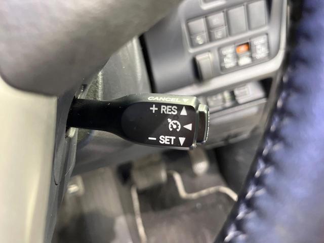 ヴォクシー ＺＳ　煌ＩＩ　ＢＩＧ－Ｘ１１型ナビ　衝突軽減装置　ＬＥＤヘッドライト　ドラレコ　ＥＴＣ　バックカメラ　Ｂｌｕｅｔｏｏｔｈ　フルセグＴＶ　クルーズコントロール　リアオートエアコン　スマートキー　プッシュスタート（32枚目）