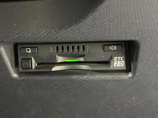 アクア S TRDエアロ 純正9型ナビ 衝突軽減装置 LEDヘッド ETC ドラレコ Bluetooth オートエアコン スマートキー プッシュスタート シートリフター 電動格納ドアミラー(6枚目)