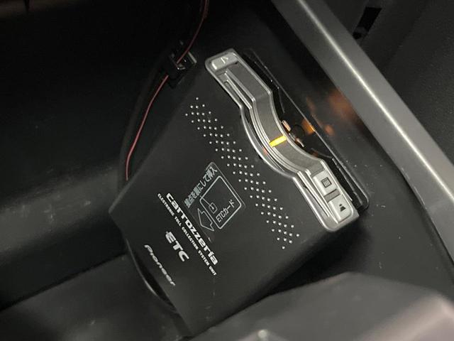 タント カスタムＸ　電動スライドドア　純正８型ナビ　バックカメラ　禁煙車　スマートキー　ＬＥＤヘッド　オートライト　オートエアコン　純正１４インチアルミ　Ｂｌｕｅｔｏｏｔｈ　ＣＤ　ＤＶＤ再生　フルセグ（6枚目）