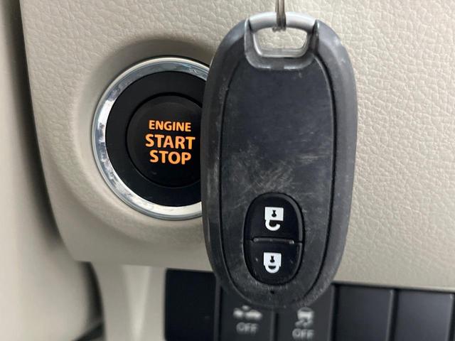 アルトラパン Ｇ　ＳＤナビ　衝突軽減装置　ＥＴＣ　スマートキー　プッシュスタート　シートリフター　Ｂｌｕｅｔｏｏｔｈ　横滑り防止装置　ヘッドライトレベライザー（5枚目）