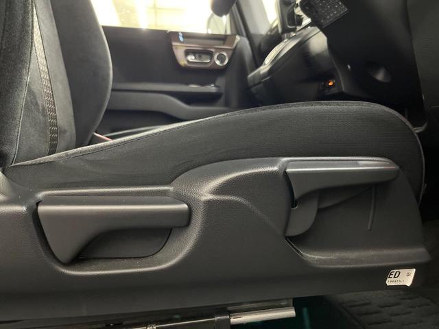 N-BOXカスタム G・Lホンダセンシング 純正ナビ バックカメラ 両側電動スライドドア 衝突被害軽減システム レーダークルーズ 禁煙車 スマートキー LEDヘッド ビルトインETC 車線逸脱警報 オートライト オートエアコン(32枚目)