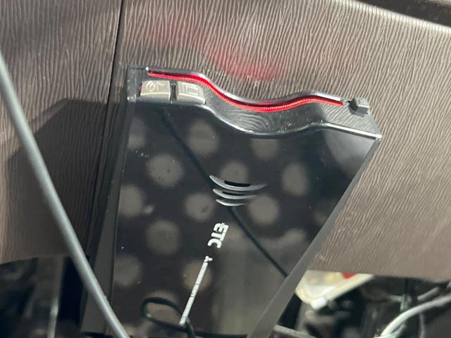 パッソ プラスハナ　純正ナビ　禁煙車　ドラレコ　スマートキー　ＥＴＣ　オートエアコン　Ｂｌｕｅｔｏｏｔｈ　ＣＤ　スマートキー　電動格納ミラー　盗難防止システム（5枚目）