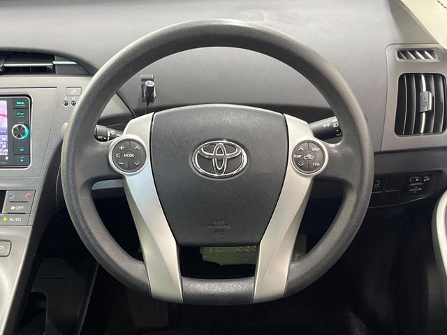 プリウス Ｓ　ＳＤナビ　バックカメラ　禁煙車　スマートキー　ＨＩＤヘッドライト　ＥＴＣ　オートライト　オートエアコン　Ｂｌｕｅｔｏｏｔｈ　ＣＤ　フルセグ　ステアリングリモコン　電動格納ミラー（11枚目）