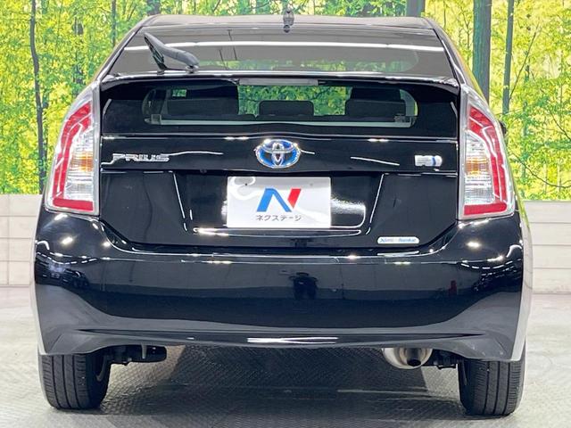 プリウス Ｓ　ＳＤナビ　バックカメラ　禁煙車　スマートキー　ＨＩＤヘッドライト　ＥＴＣ　オートライト　オートエアコン　Ｂｌｕｅｔｏｏｔｈ　ＣＤ　フルセグ　ステアリングリモコン　電動格納ミラー（15枚目）