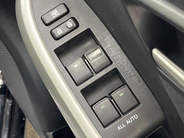 プリウス Ｓ　ＳＤナビ　バックカメラ　禁煙車　スマートキー　ＨＩＤヘッドライト　ＥＴＣ　オートライト　オートエアコン　Ｂｌｕｅｔｏｏｔｈ　ＣＤ　フルセグ　ステアリングリモコン　電動格納ミラー（36枚目）