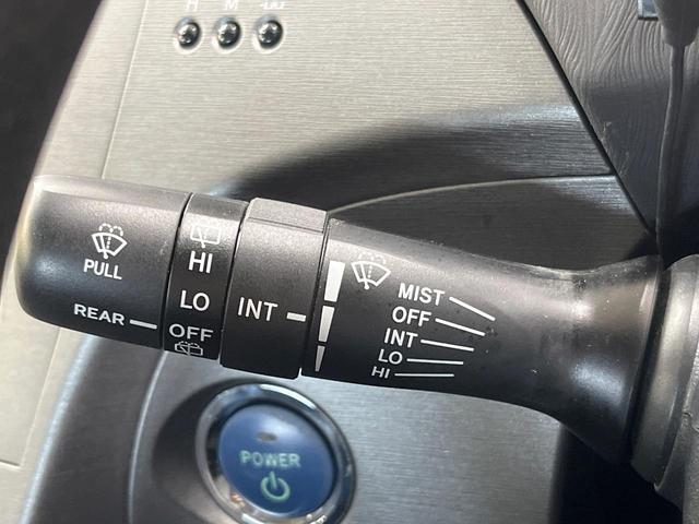プリウス Ｓ　ＳＤナビ　バックカメラ　禁煙車　スマートキー　ＨＩＤヘッドライト　ＥＴＣ　オートライト　オートエアコン　Ｂｌｕｅｔｏｏｔｈ　ＣＤ　フルセグ　ステアリングリモコン　電動格納ミラー（45枚目）