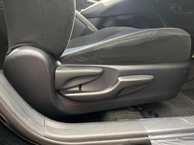 プリウス Ｓ　ＳＤナビ　バックカメラ　禁煙車　スマートキー　ＨＩＤヘッドライト　ＥＴＣ　オートライト　オートエアコン　Ｂｌｕｅｔｏｏｔｈ　ＣＤ　フルセグ　ステアリングリモコン　電動格納ミラー（46枚目）