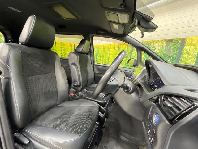 ヴォクシー ハイブリッドZS 煌III 純正10型ナビ 両側電動スライド 後席モニター バックカメラ シートヒーター 衝突軽減 禁煙車 ハーフレザーシート ドラレコ コーナーセンサー スマートキー LEDヘッド ETC2.0 クルコン(8枚目)