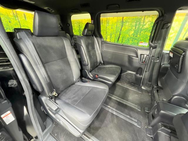 ヴォクシー ハイブリッドZS 煌III 純正10型ナビ 両側電動スライド 後席モニター バックカメラ シートヒーター 衝突軽減 禁煙車 ハーフレザーシート ドラレコ コーナーセンサー スマートキー LEDヘッド ETC2.0 クルコン(9枚目)