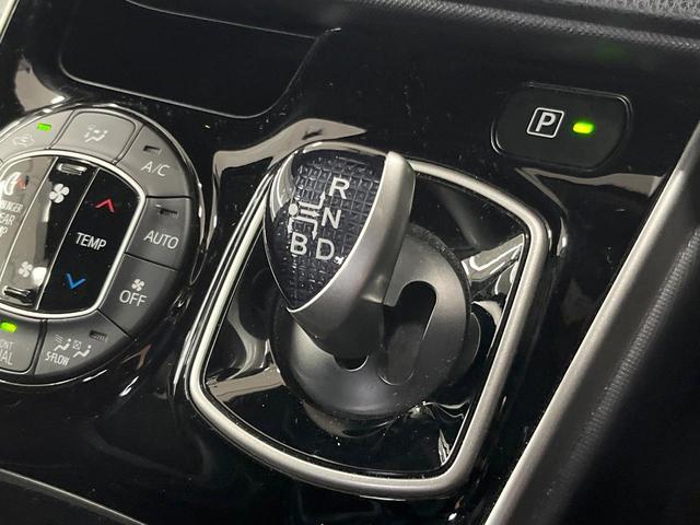 ヴォクシー ハイブリッドZS 煌III 純正10型ナビ 両側電動スライド 後席モニター バックカメラ シートヒーター 衝突軽減 禁煙車 ハーフレザーシート ドラレコ コーナーセンサー スマートキー LEDヘッド ETC2.0 クルコン(36枚目)