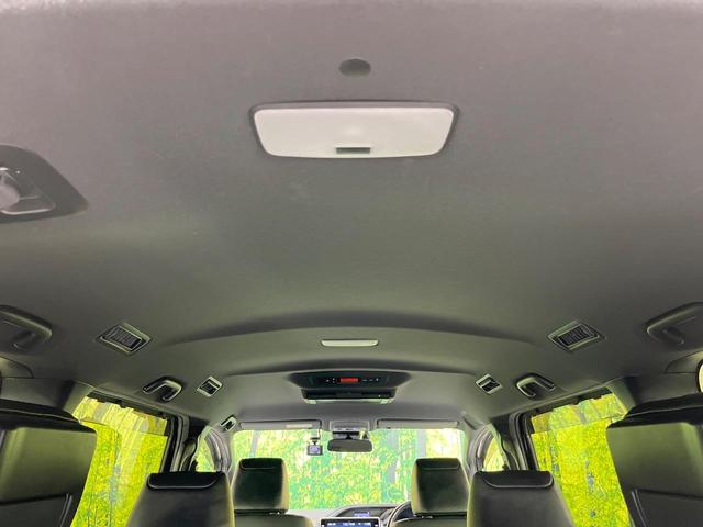 ヴォクシー ハイブリッドZS 煌III 純正10型ナビ 両側電動スライド 後席モニター バックカメラ シートヒーター 衝突軽減 禁煙車 ハーフレザーシート ドラレコ コーナーセンサー スマートキー LEDヘッド ETC2.0 クルコン(54枚目)