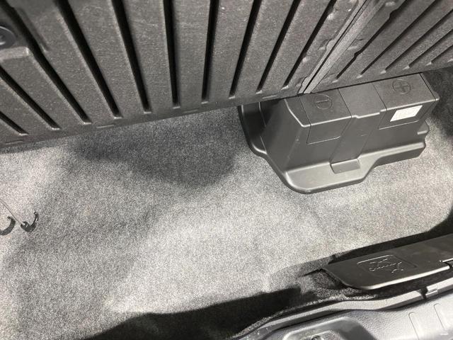 ヴォクシー ハイブリッドZS 煌III 純正10型ナビ 両側電動スライド 後席モニター バックカメラ シートヒーター 衝突軽減 禁煙車 ハーフレザーシート ドラレコ コーナーセンサー スマートキー LEDヘッド ETC2.0 クルコン(57枚目)