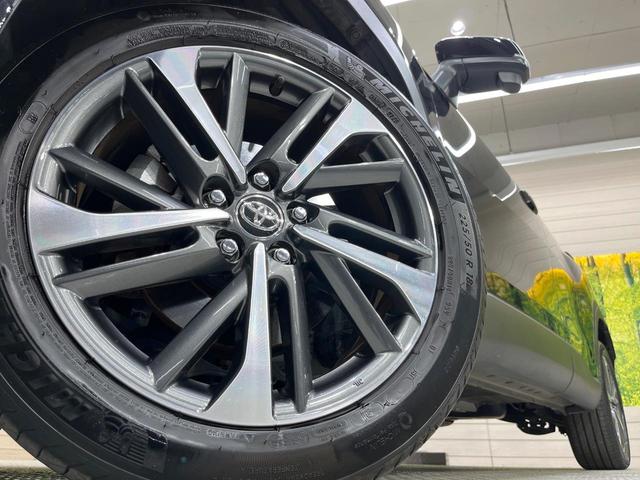 カローラクロス Ｚ　純正ディスプレイオーディオ　バックカメラ　レーダークルーズ　禁煙車　電動リアゲート　ハーフレザーシート　パワーシート　ドラレコ　コーナーセンサー　スマートキー　ＬＥＤヘッド　ビルトインＥＴＣ（12枚目）
